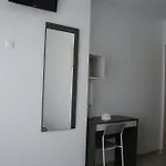 Tahiti Rs 3*