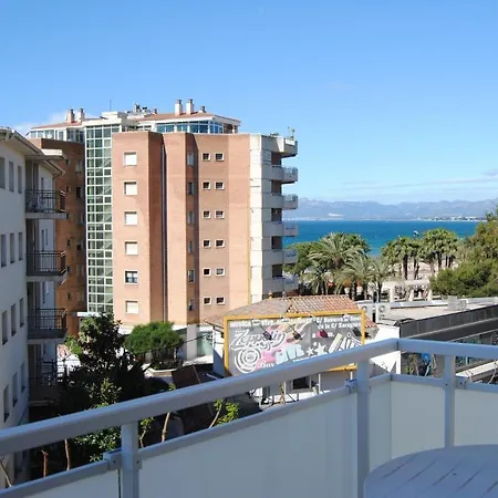 Tahiti Rs Pensión Salou