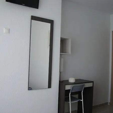 Tahiti Rs 3*